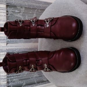 Burgundy combat-riding boots size 61/2 Monique's Wine